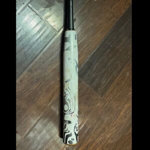 DeMarini Whisper 33’ Drop 10 Fastpitch Softball Bat